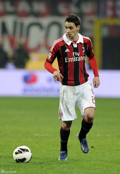 📺 明晚十点，我狐最后一场季前热身赛。