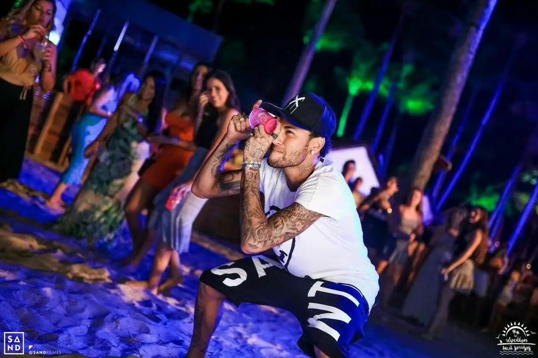 NBA战报：康宁汉姆29分8板10助，活塞129-116击败雄鹿