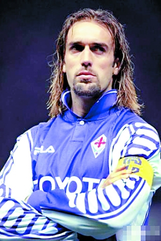 1.5亿买两个同水平的边角料中锋，曼联真是神人