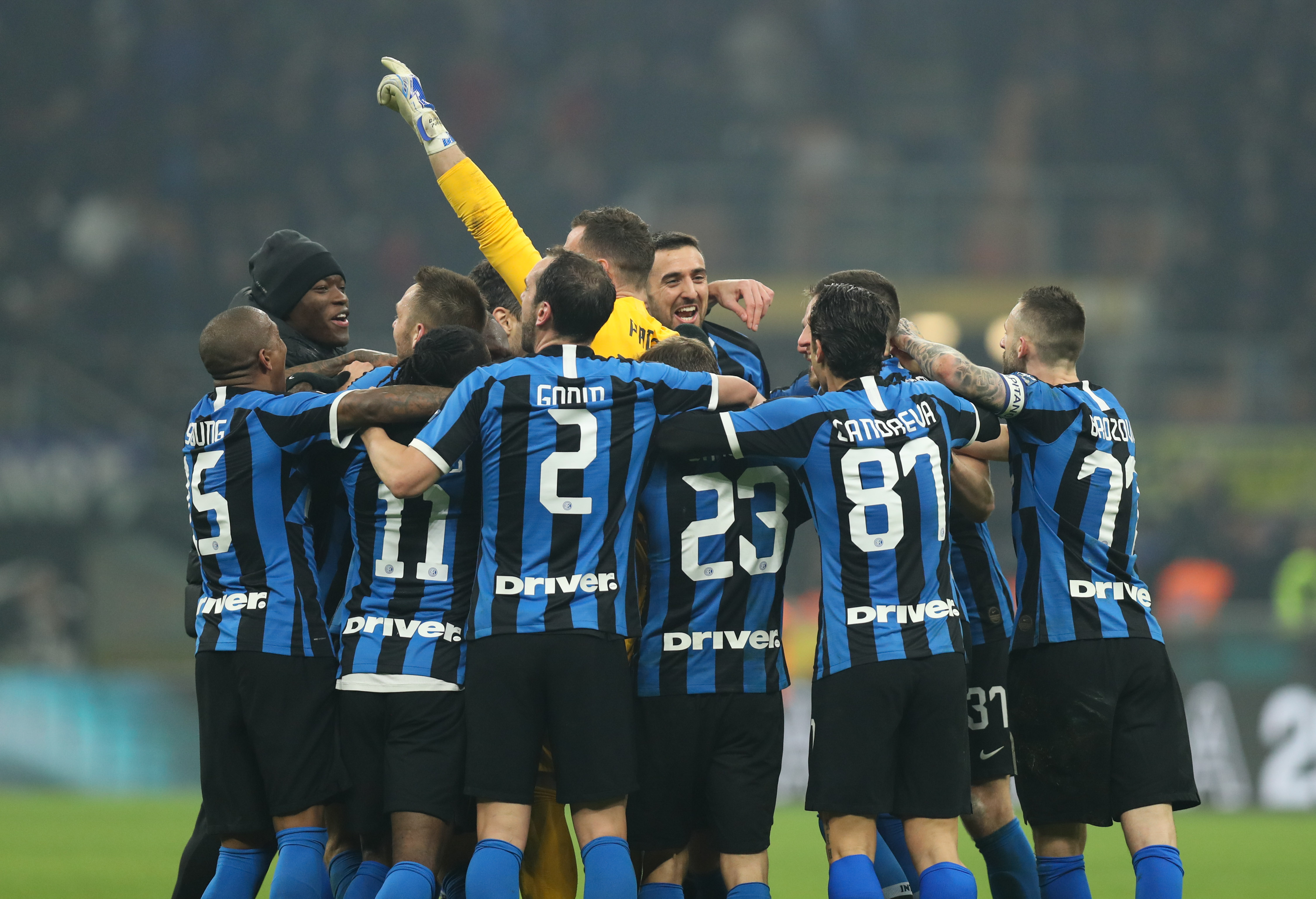 斑马队长，洛卡特利达成尤文生涯200场里程碑