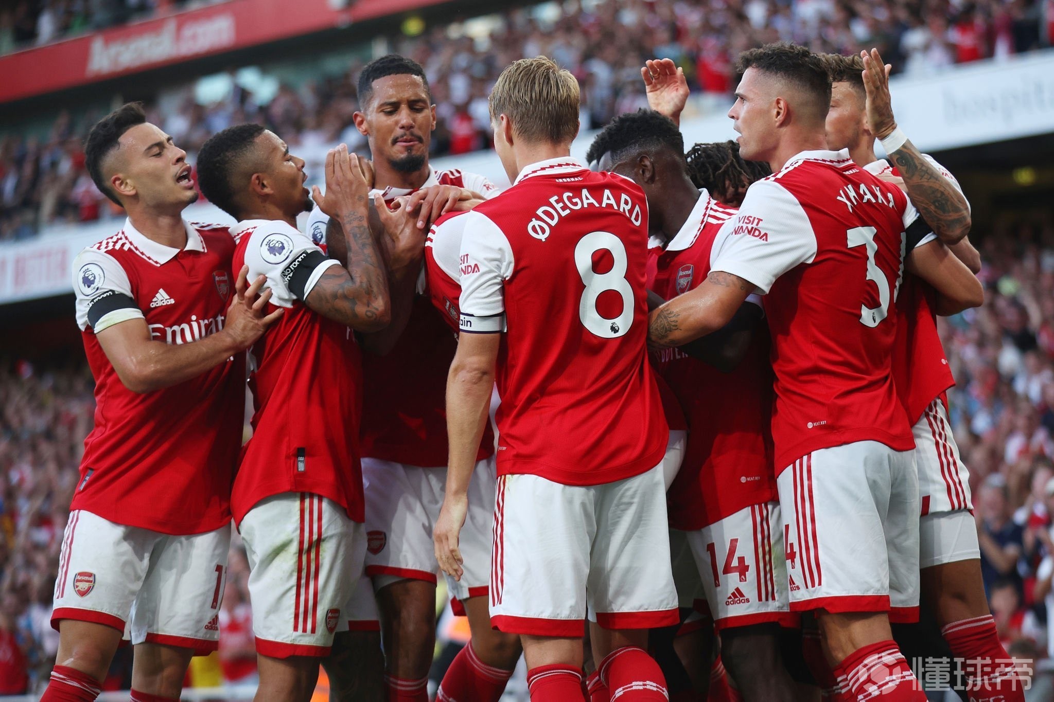 高开低走！哈登空砍23分11助&下半场仅8中1