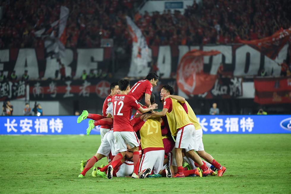 东詹缺阵里夫斯36分难救主，布朗复出30+8+8，凯尔特人大胜湖人