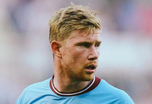 詹姆斯：艾顿承担了约80%的挡拆掩护，是进攻的重要力量