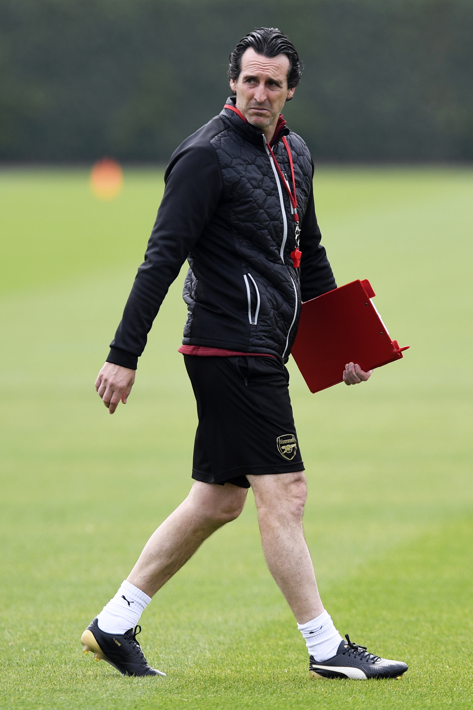 芬奇谈爱德华兹低迷：他一过半场就被包夹，必须研究如何应对